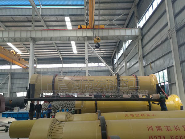 駐馬店西平的客戶，您采購(gòu)的豬糞烘干機(jī)已發(fā)出，請(qǐng)查收